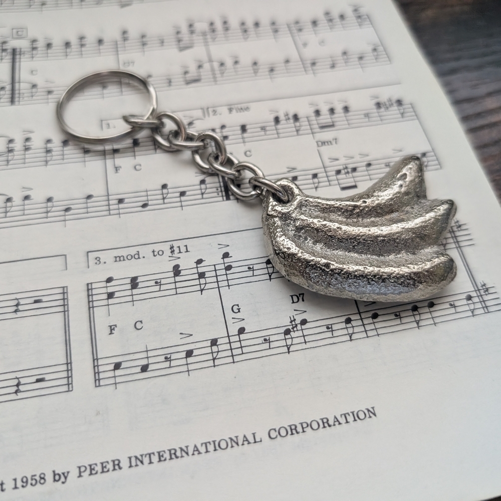 Silver Unusual Keychain - Picture 2 of 6